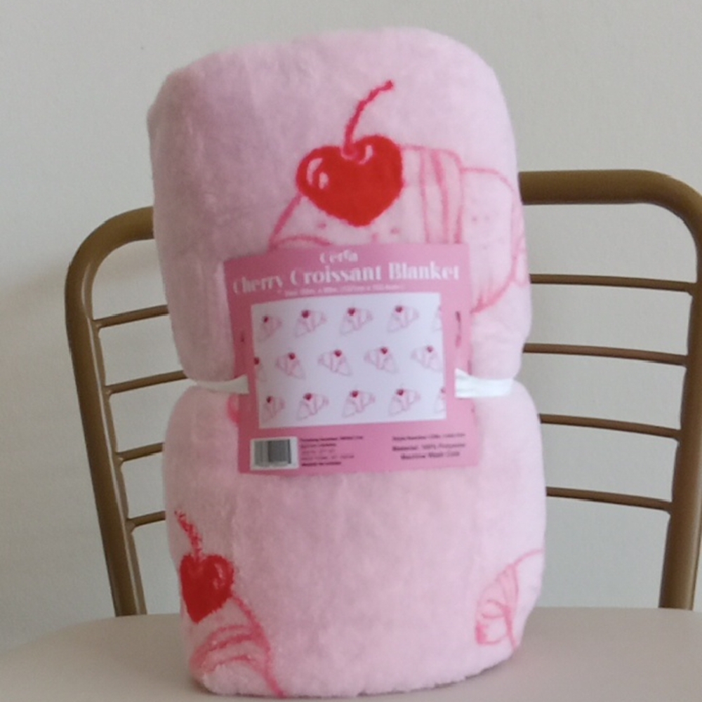 Cherry Croissant Blanket - Pink